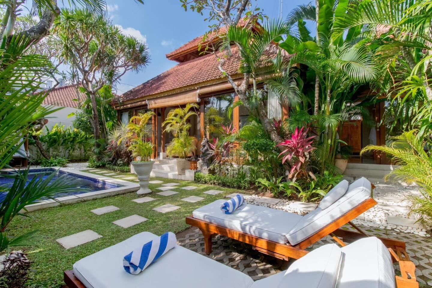 Вілла Heart Of Seminyak, 2Br, Sleeps 4, Walk To Bintang Екстер'єр фото